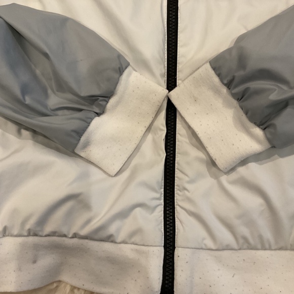Nike Size Large Jacket - Picture 4 of 8